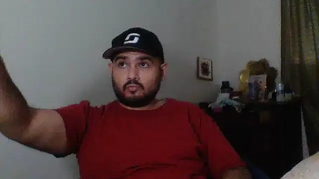 Snapshot of JooveyRose chatting on 10.23.25 JooveyRose online show from 10.23.25