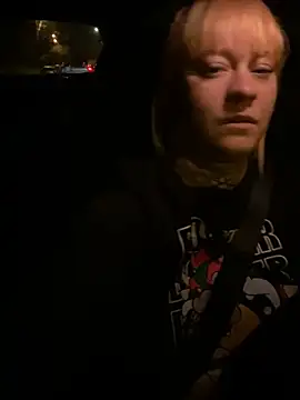 poussichienne online show from 04.21.26