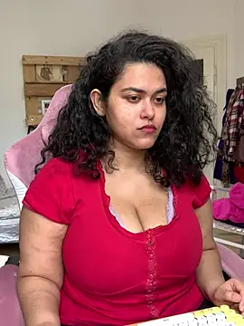 Curvydesifromgermany online show from 03.26.26