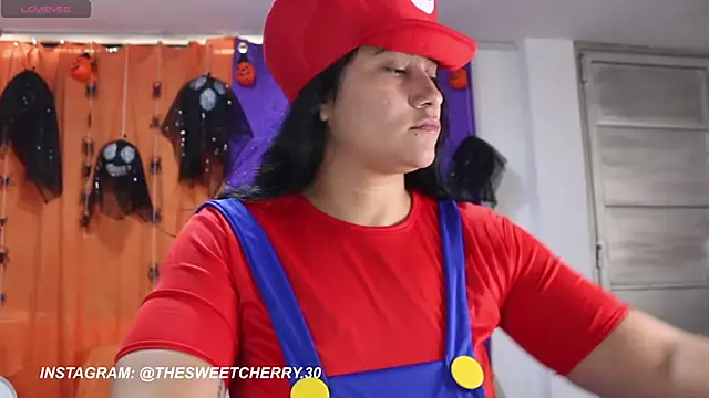 Snapshot of Cherrycandy6969 chatting on 10.21.25 Cherrycandy6969 online show from 10.21.25