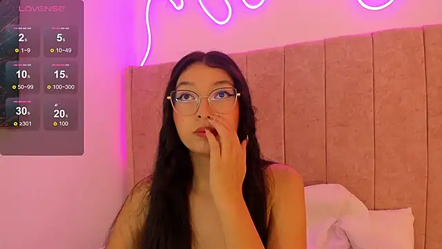 kaoriii  online show from 03.04.25