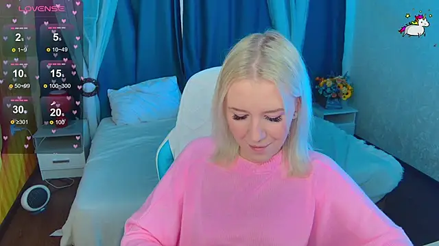 Snapshot of Selenatrend chatting on 10.26.25 Selenatrend online show from 10.26.25