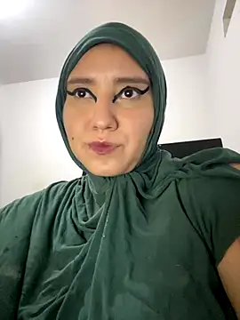 hannahayat online show from 10.30.25