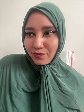 hannahayat online show from 12.20.25