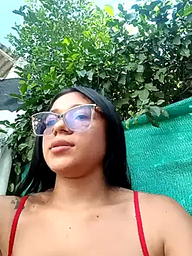 -VICKKY online show from 12.21.24