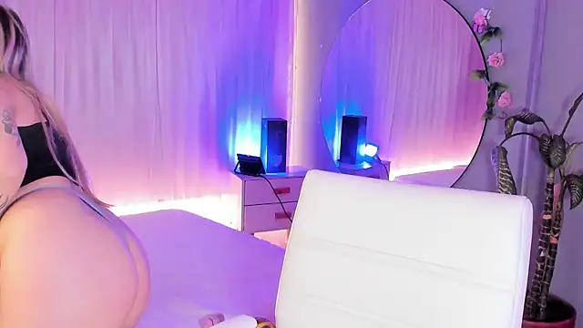 tiffany becker online show from 06.02.26