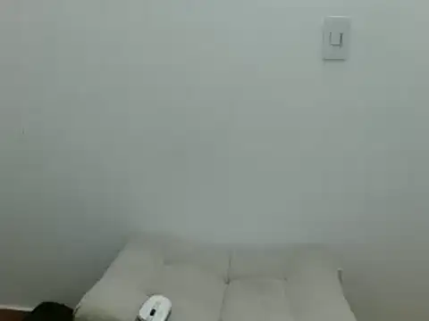 Snapshot of Pauleett chatting on 02.03.25 Pauleett online show from 02.03.25