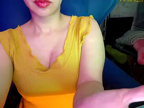 Snapshot of Cherry_6969 chatting on 09.24.25 Cherry 6969 online show from 09.24.25