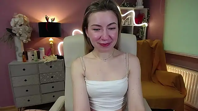 Snapshot of Mia_Tasty chatting on 01.05.25 Mia Tasty online show from 01.05.25