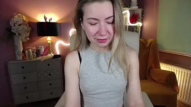 Snapshot of Mia_Tasty chatting on 01.06.25 Mia Tasty online show from 01.06.25