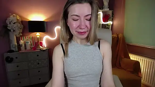 Snapshot of Mia_Tasty chatting on 01.19.25 Mia Tasty online show from 01.19.25