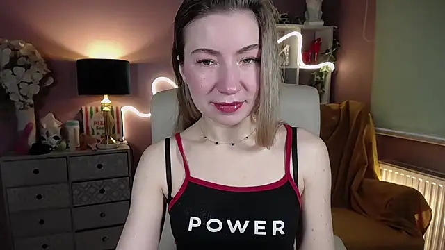 Snapshot of Mia_Tasty chatting on 02.06.25 Mia Tasty online show from 02.06.25