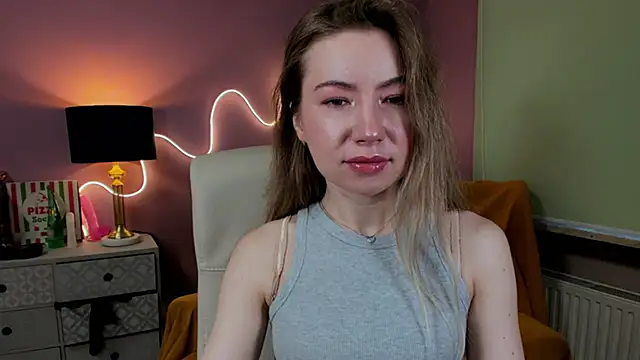 Mia Tasty online show from 11.14.25