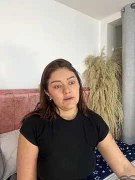 Snapshot of Sofiawilson_ chatting on 10.29.25 Sofiawilson online show from 10.29.25