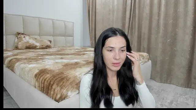 Emmapmg online show from 10.18.25