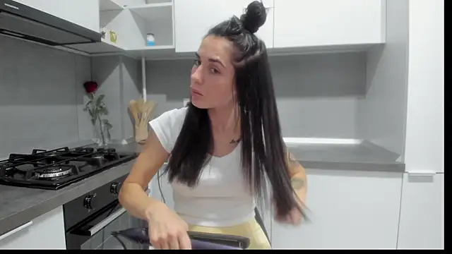 Emmapmg online show from 11.30.25