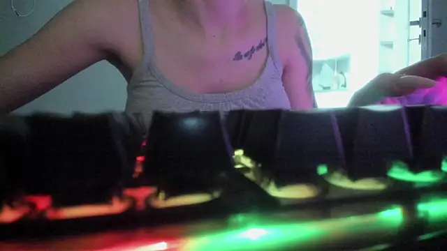 Emmapmg online show from 12.14.25