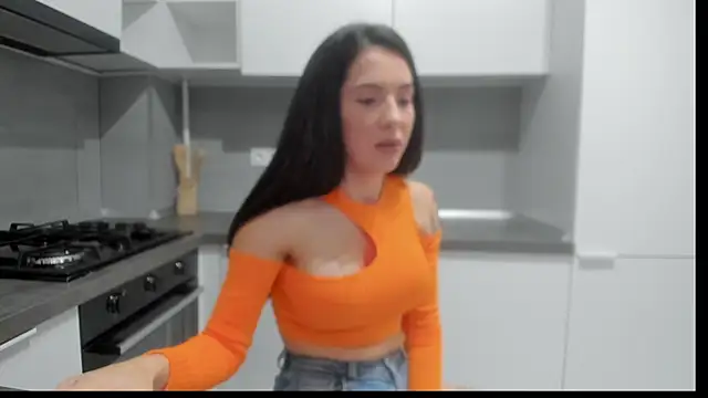 Emmapmg online show from 12.19.25