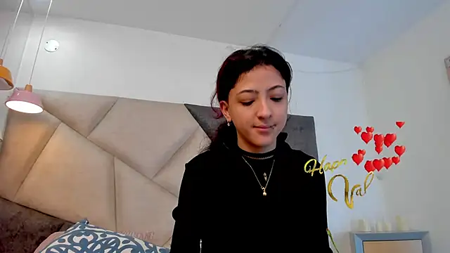 BonnieCute  online show from 02.15.26