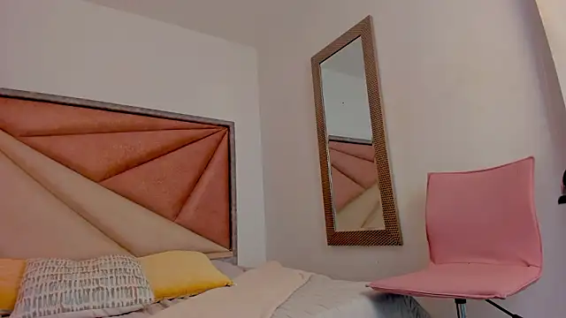 BonnieCute  online show from 02.28.26