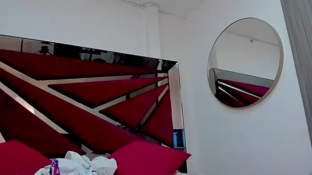 BonnieCute  online show from 04.10.26