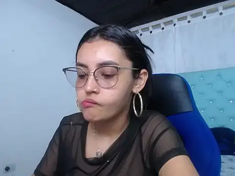 antonella sweetlittle online show from 10.17.25