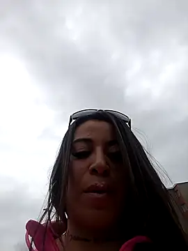 Alona Evans online show from 03.14.25