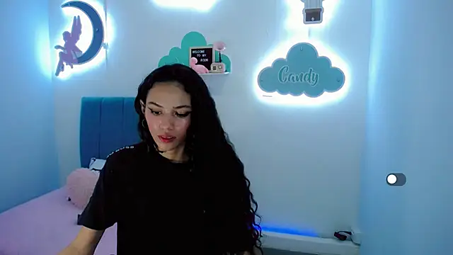 Evelin shy online show from 12.29.24