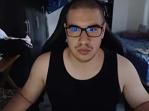 Snapshot of thealfawolf01 chatting on 01.19.26 thealfawolf01 online show from 01.19.26