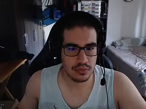 Snapshot of thealfawolf01 chatting on 02.05.26 thealfawolf01 online show from 02.05.26