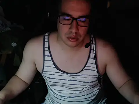 thealfawolf01 online show from 05.12.26
