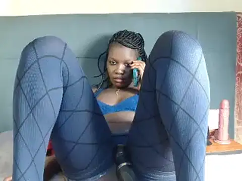 Snapshot of Layla_Amish1 chatting on 11.10.25 Layla Amish1 online show from 11.10.25