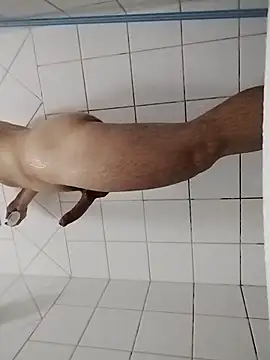 Snapshot of ToddynhoDuck chatting on 02.13.25 ToddynhoDuck online show from 02.13.25