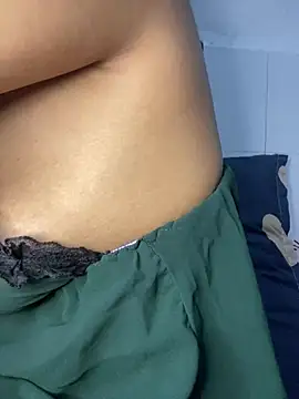 Snapshot of Sofia_xx2 chatting on 12.16.24 Sofia xx2 online show from 12.16.24