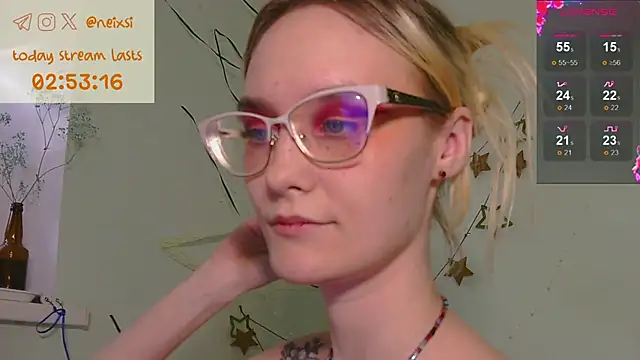 Snapshot of ixsi chatting on 05.28.26 ixsi online show from 05.28.26