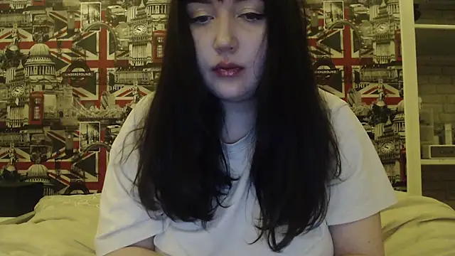 Lynylou online show from 02.17.26