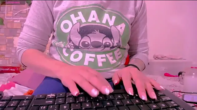 CrazyRousex online show from 04.21.26