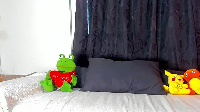 Snapshot of sammyfox97 chatting on 02.21.25 sammyfox97 online show from 02.21.25