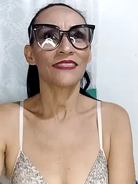 BarbaraMature online show from 09.22.25