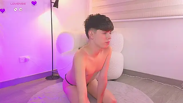 sebbyrose online show from 12.13.24