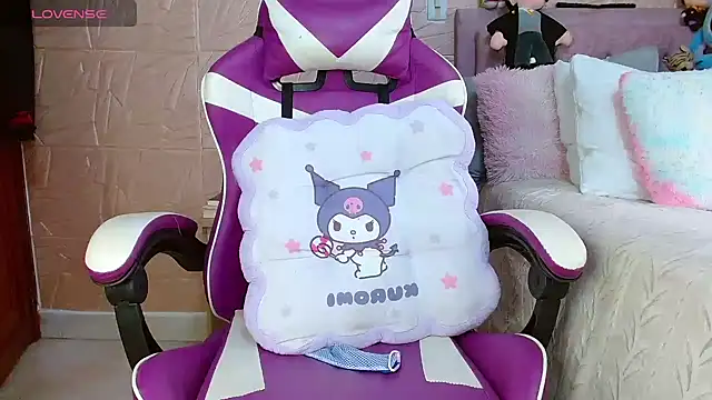 kendallsweet7 online show from 11.24.25