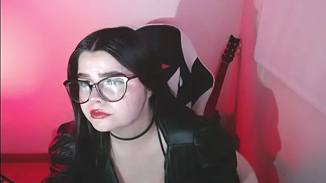 BrithneyLee  online show from 11.04.25