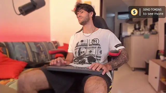 Snapshot of justin_stark7 chatting on 11.27.25 justin stark7 online show from 11.27.25