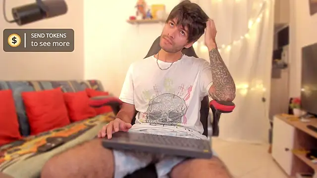 Snapshot of justin_stark7 chatting on 12.03.25 justin stark7 online show from 12.03.25