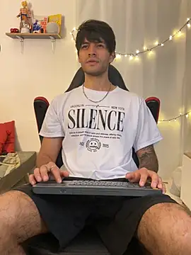 Snapshot of justin_stark7 chatting on 02.03.26 justin stark7 online show from 02.03.26