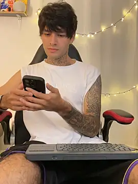 Snapshot of justin_stark7 chatting on 02.10.26 justin stark7 online show from 02.10.26