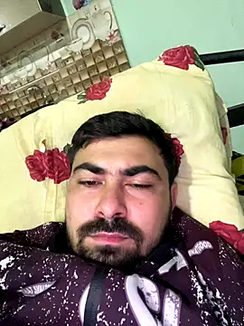 Snapshot of eminrehi chatting on 09.21.25 eminrehi online show from 09.21.25