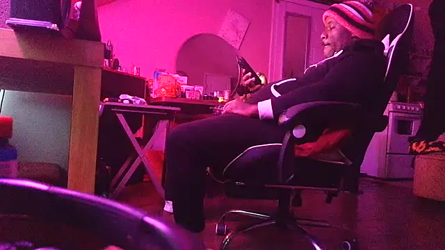 bigshh8 online show from 12.04.25