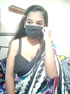 hottiess69 online show from 03.18.26