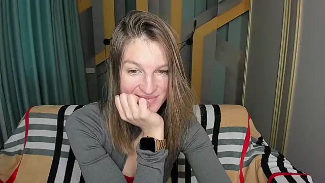 Snapshot of EmilyWalkeri chatting on 10.24.25 EmilyWalkeri online show from 10.24.25